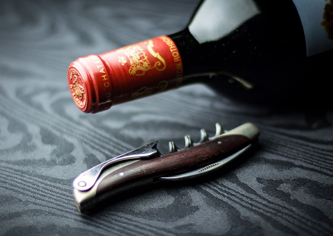 home-first-snippet-dining-img