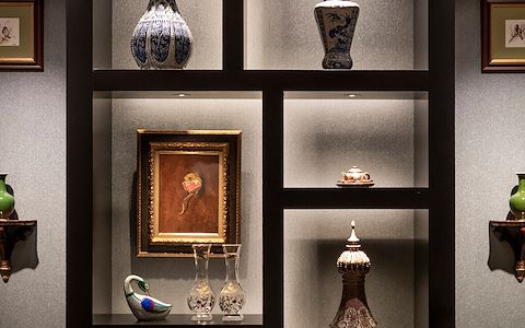 home-middle-slider-image-slide1